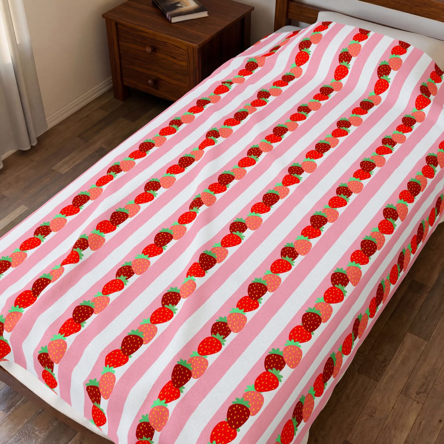 Strawberry Stripe Velveteen Throw Blanket — Cozy Plush Home Decor